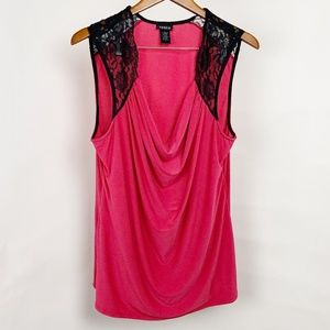 😎 TORRID Lace inset Sleeveless Scoop Top
